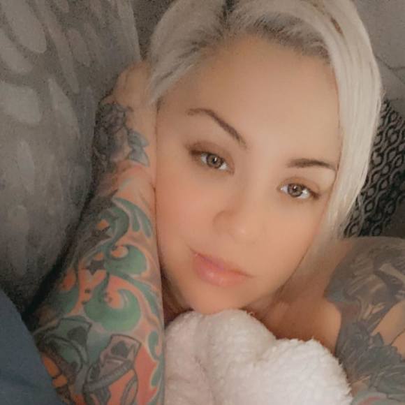 Meet your Posher, Amanda - Picture 1 of 1